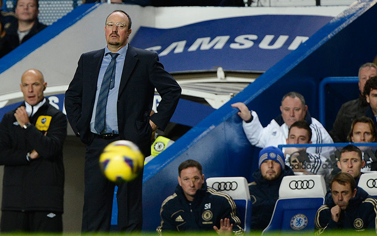 chelsea v citah: Rafa Benitez watches