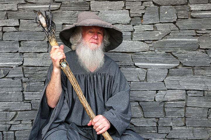 The Hobbit premiere: Derek Carver of Wellington poses in his costume