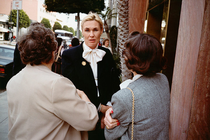 Big Picture: Rodeo: 1980's image of shoppers on Rodeo Drive, Beverly Hills