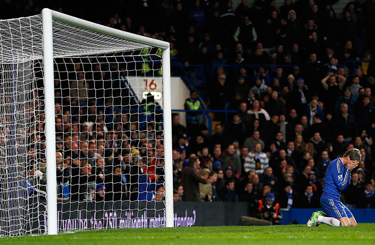 Prem Wed Chelsea: Chelsea's Fernando Torres reacts 