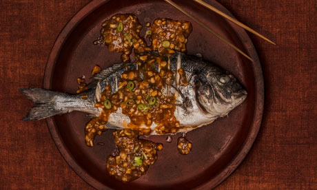 Sea bream in fish-fragrant sauce