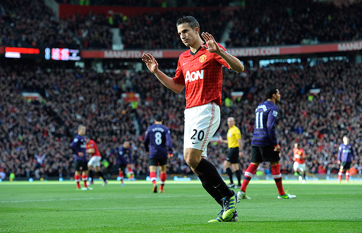Man Utd v Arsenal: Robin Van Persie scores