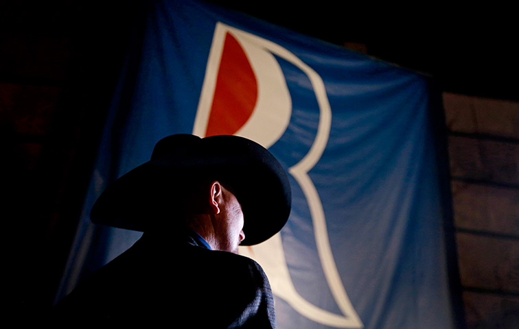 24 hours in pictures: Mitt Romney at a campaign event in Colorado