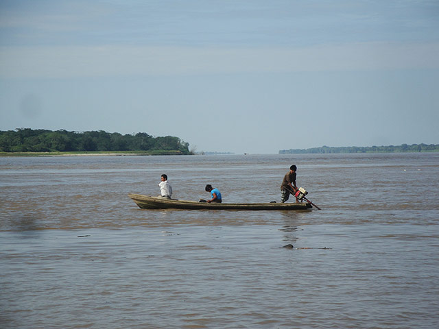 Project Amazonas: in Peruvian Amazon : boat hospital