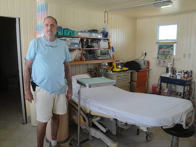 Project Amazonas: in Peruvian Amazon : boat hospital