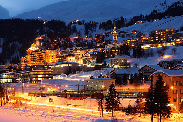 Swiss Tourist Board: St. Moritz lit up at night