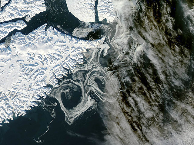 Satellite Eye on Earth: Sea water off the east coast of Greenland looked a bit like marbled paper