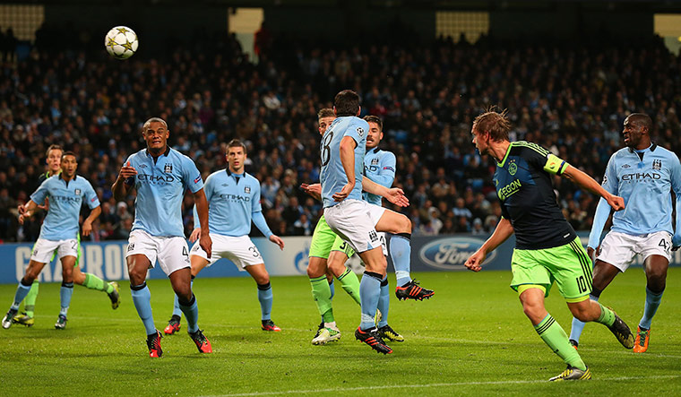 Tuesday CL action: Siem de Jong scores