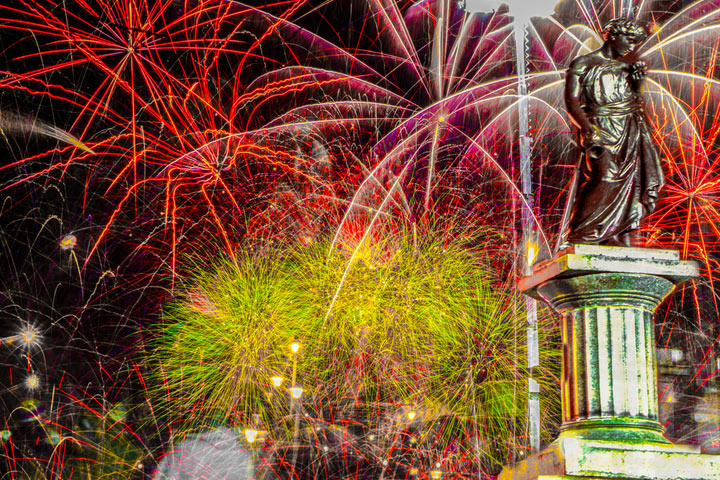 Bonfire galler picture a 