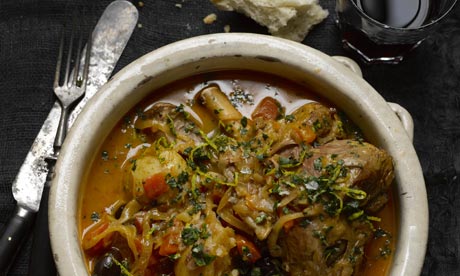 Lamb shanks with black olives stew