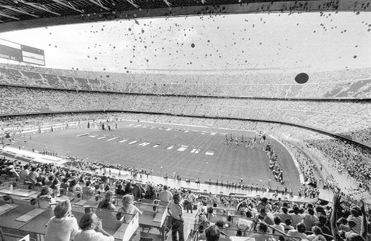Joy of six stadiums: 1982 Opening ceremony