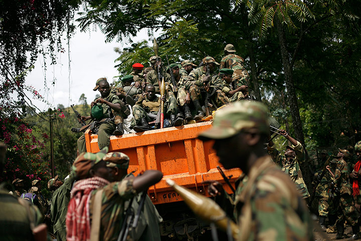 Goma: Trucks full of M23 rebels drove along the road that leads out of Goma