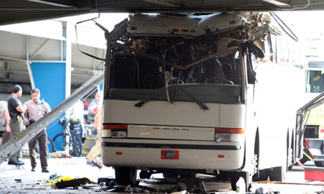 Two dead after bus hits concrete overpass at Miami International ...