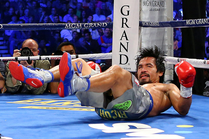 Márquez v Pacquiao: Pacquiao on the mat