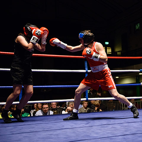 Lucy Fry gallery: Lucy goes on the offensive again in the third and final round