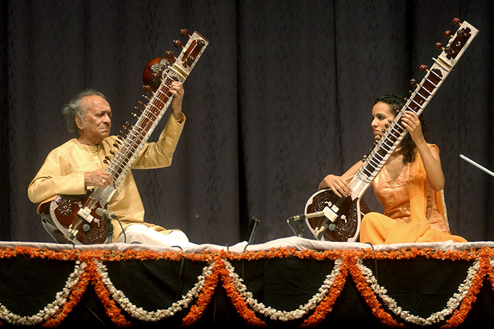 Ravi Shankar: 2004: Ravi Shankar and his daughter Anoushka Shankar 