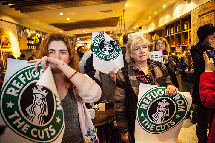 Observer Photography: UK Uncut vs Starbucks