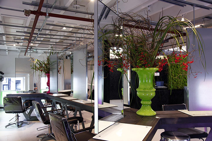 Last minute beauty: Last minute Christmas beauty buys: key fashion trends 