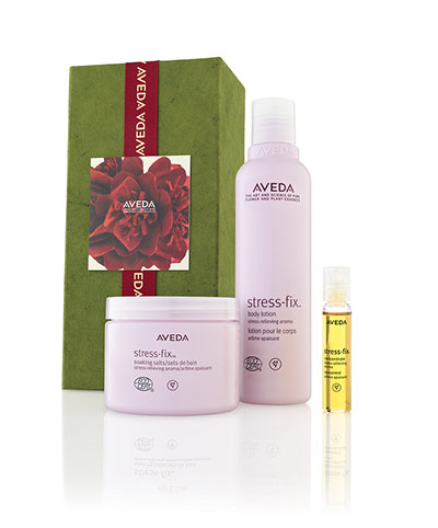 Last minute beauty: Last minute Christmas beauty buys: key fashion trends 