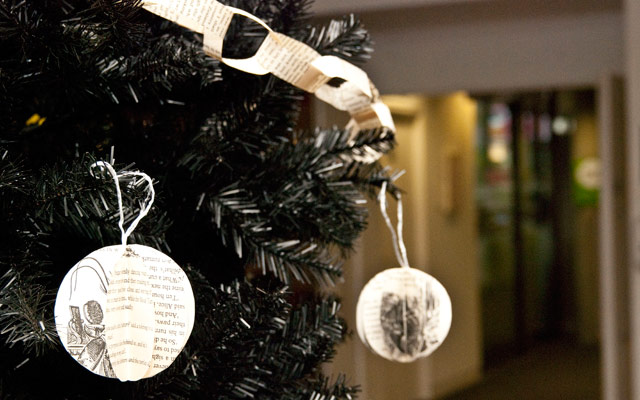 xmasculture: Christmas tree at Goldsmiths university