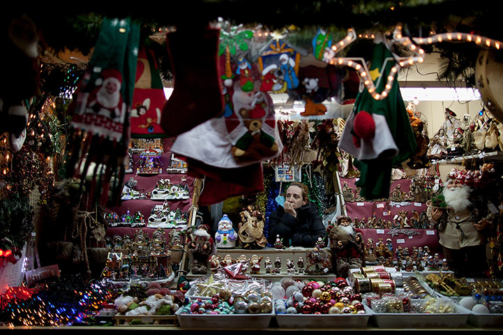 24 hours: A Christmas market in Madrid