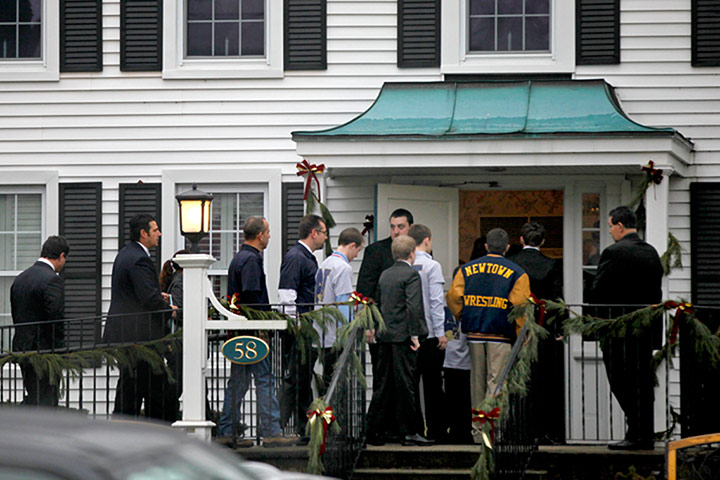 Newtown Monday: newtown memorial