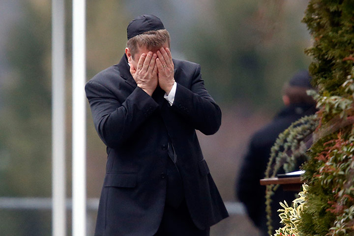 Newtown Monday: newtown memorial