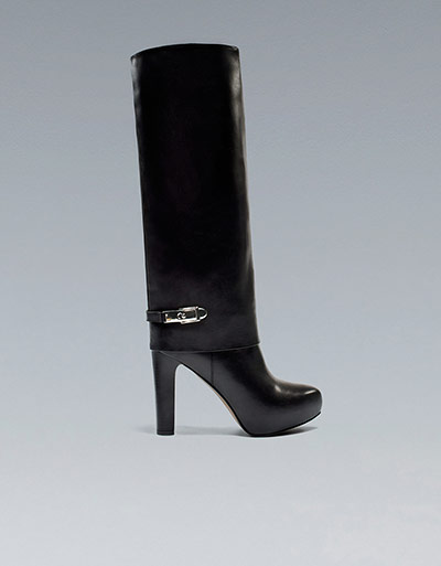 Key fashion trends: womens-gothic-fashion