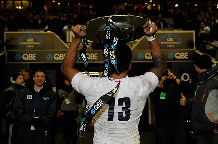 tom england v nz: Man Tuilagi carries the Hilary Shield down the tunnel 