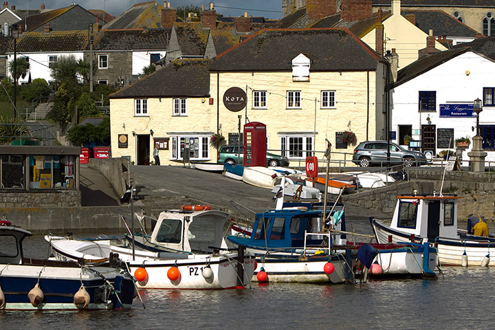 Holiday Cottages gallery: Kota restaurant, Porthleven, Cornwall