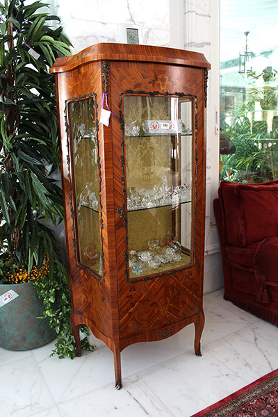 Ben Ali sell off: The items came into public hands through the courts