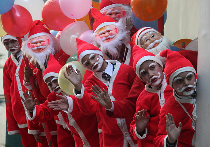Global Santa Claus : Santa Claus masks