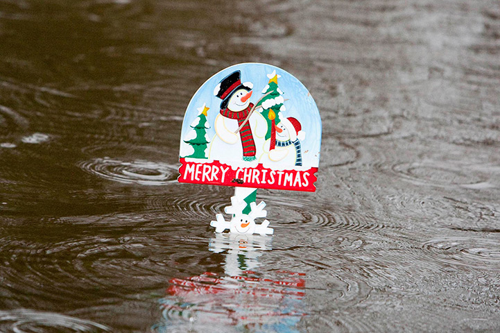 Uk flooding continues: Floods hit Helston in west Cornwall 