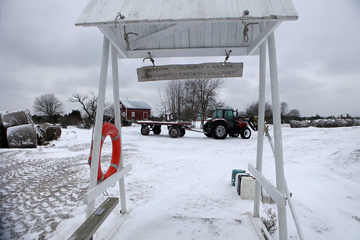 Living in a freezer: From the pier a tractor is seen