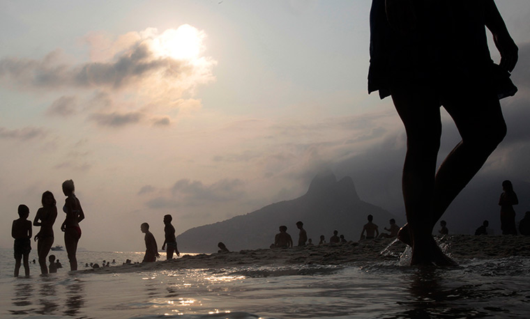 24 hours in pictures: Ipanema beach in Rio de Janeiro