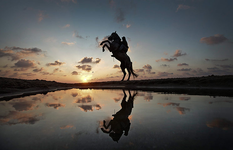 24 hours: Sunset on Gaza beach