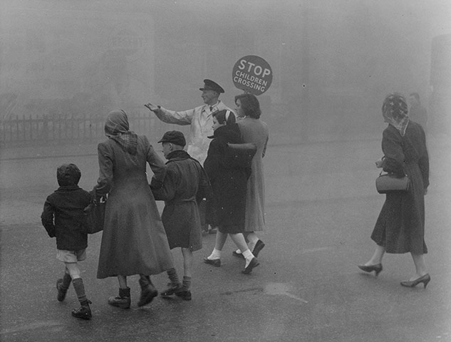 1952 smog crisis: Fog in Stretford