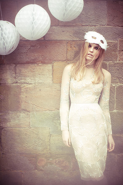 Gold and white:: Gold and white: seven different looks - in pictures