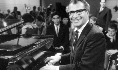http://static.guim.co.uk/sys-images/Guardian/Pix/pictures/2012/12/5/1354733254494/Dave-Brubeck-in-1965-008.jpg