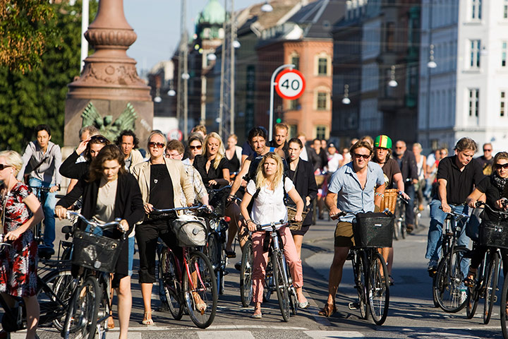 Healthiest cities: Group of cyclists jostle for position Copenhagen