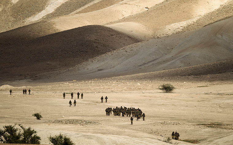 24 hours: Israeli troops exercise in Jordan Valley