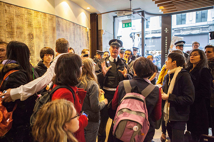 Starbucks: Police reason wiht protesters at the Conduit Street branch of Starbucks 