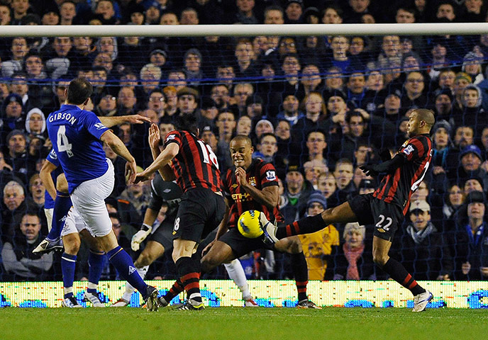 Tuesday Prem: Everton's Gibson shoots to score against Manchester City