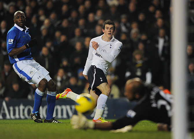 Tuesday Prem: Gareth Bale shoots against Wigan