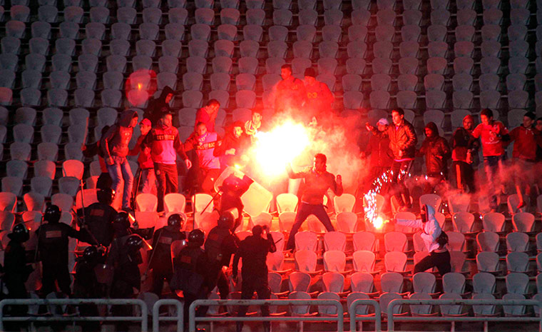 Port Said Disaster: Over 76 dead in clashes at Port Said soccer stadium