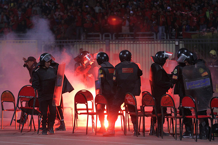 Port Said Disaster: Over 76 dead in clashes at Port Said soccer stadium