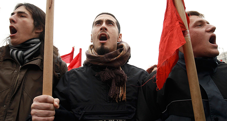 Strikes in Greece: Demonstrators march during protests against planned reforms