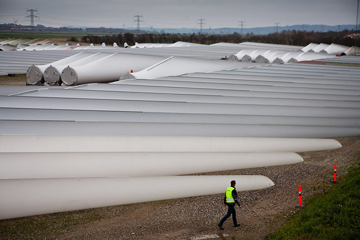 Wind Energy: Inside Siemens Wind Turbine Plant