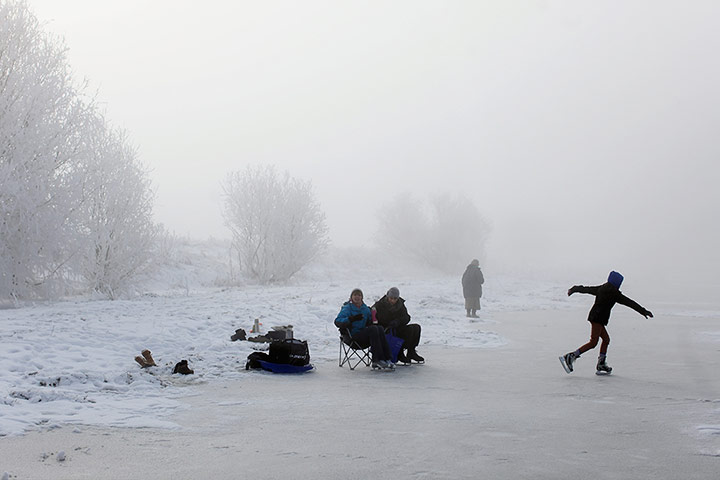 Ice Weather: Enthusiasts Attempt To Skate On The Frozen Fens