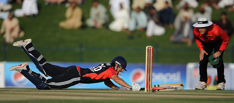 1st ODI: England captain Alastair Cook dives for his ground against Pakistan